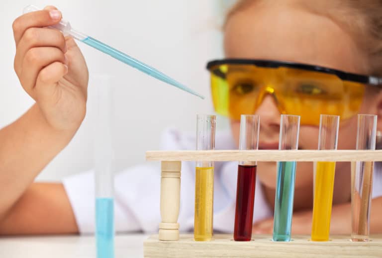 5 Great Ways to Get Young Women Excited about STEM