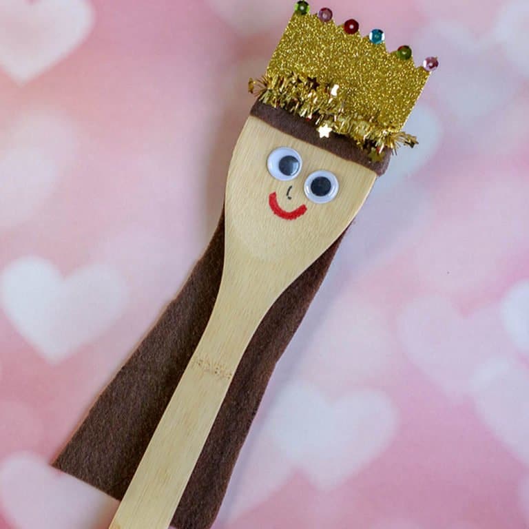 Easy and Adorable Esther Puppet for Purim