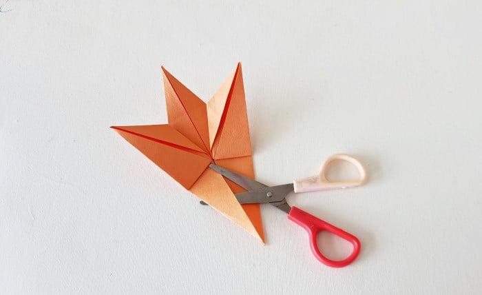 origami leaf pattern: step 22 & 23