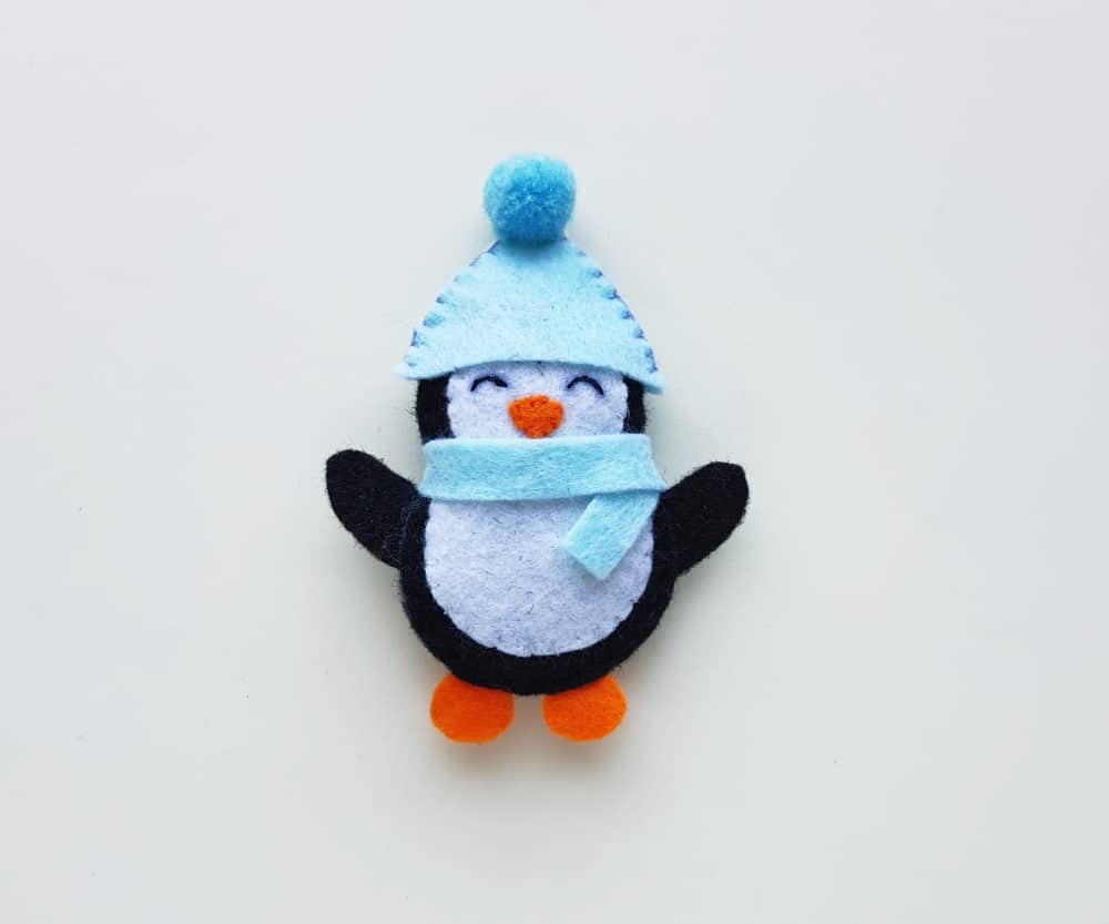 plushie penguin craft - step 9